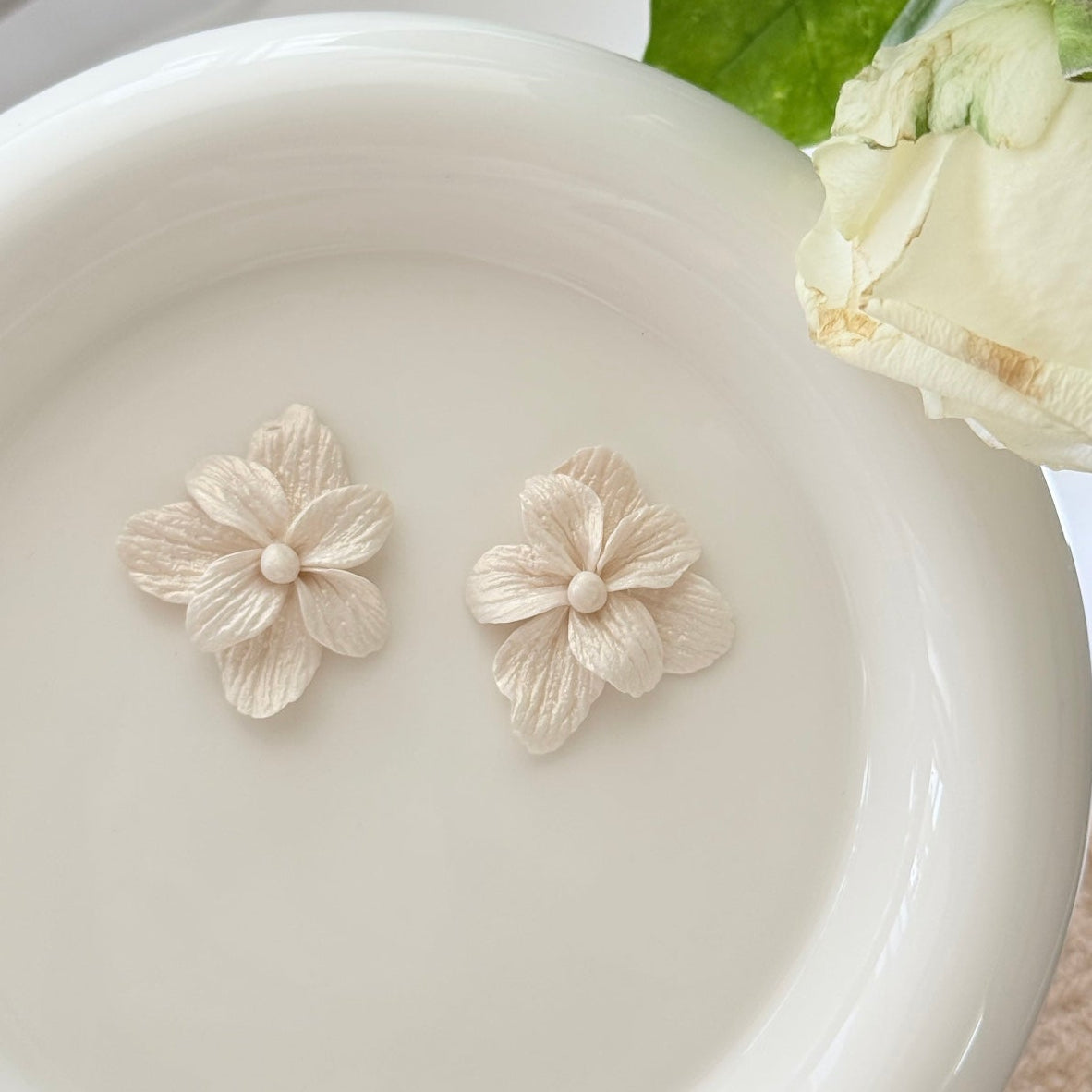 Handmade Textured Off-White Flower Polymer Clay Stud Earrings, Minimalist Botanical Statement Jewelry